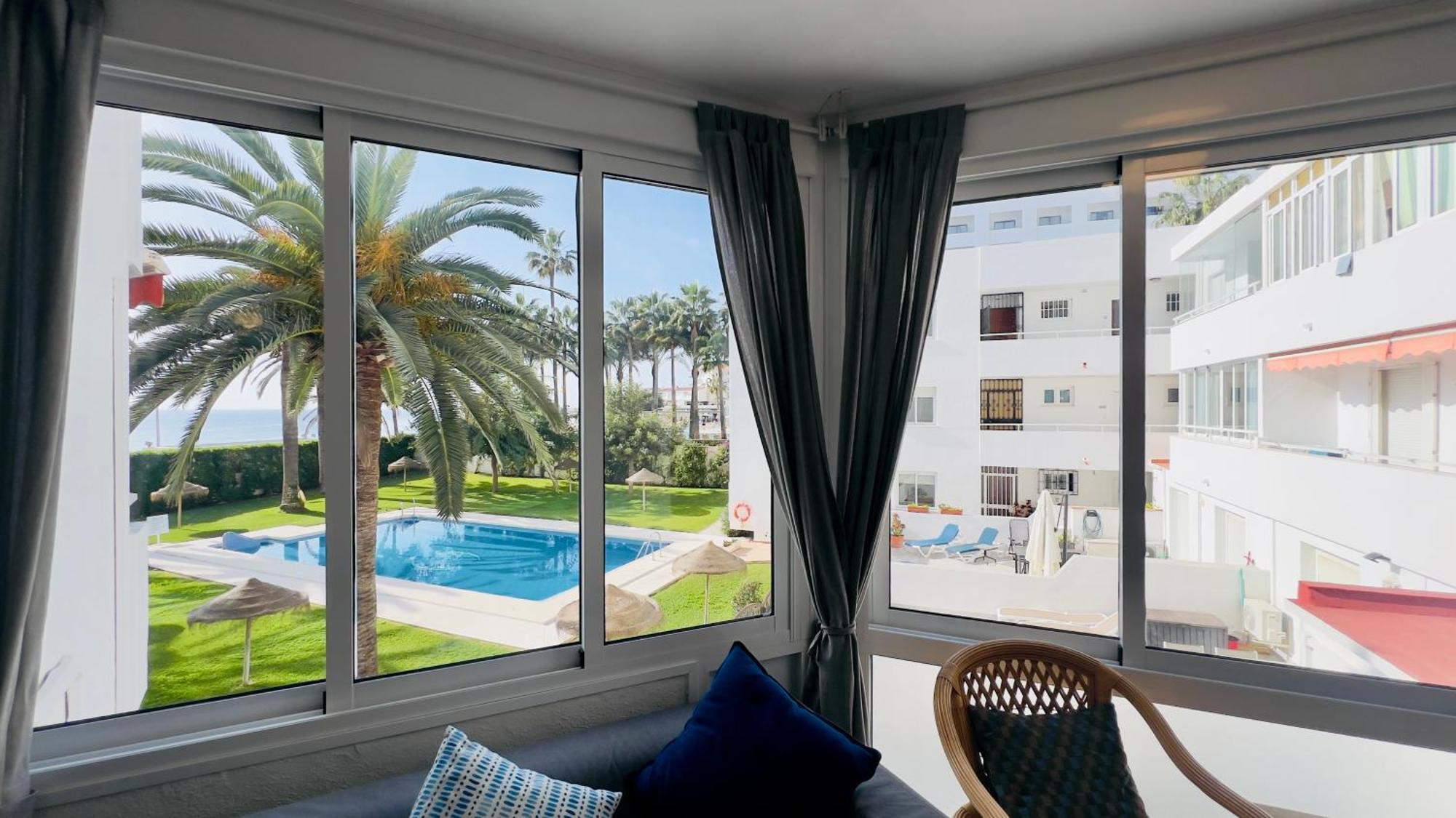 Torresol Sea View Apartment เนร์คา ภายนอก รูปภาพ